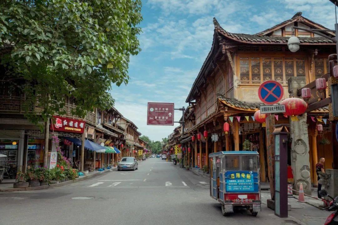 逃离整洁的杂物间